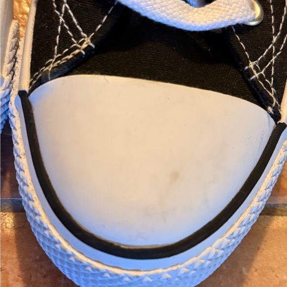 Black and White Low-Top Canvas Sneakers with Rubber Toe Cap - Picture 4 of 4